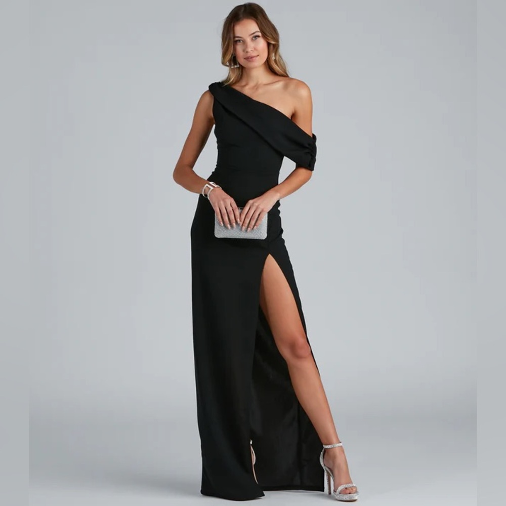 Black Formal Dress